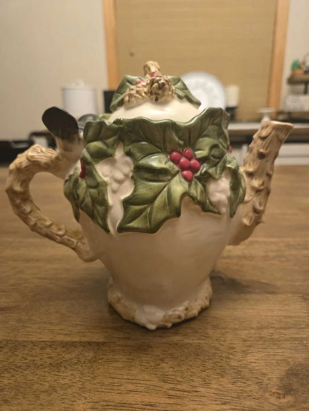 Vintage Cracker Barrel 3D Red Green Winter Christmas Holiday Garden Teapot